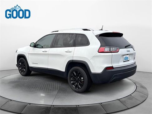 Used 2020 Jeep Cherokee Latitude image 3
