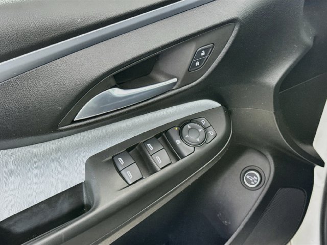Used 2024 Buick Envista Preferred w/ Convenience I Package FWD image 23