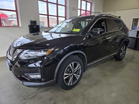 Used 2017 Nissan Rogue SL w/ SL Premium Package AWD/4WD image 3