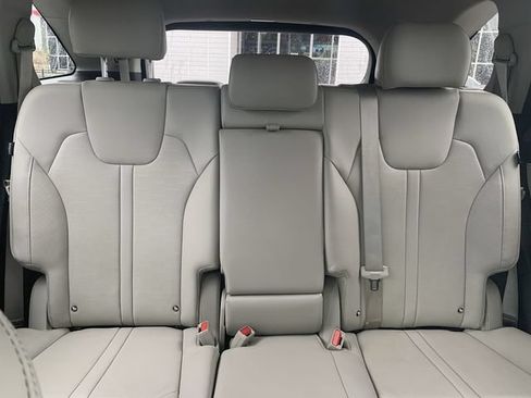Used 2024 Kia Sorento S w/ Panoramic Sunroof Package FWD image 32