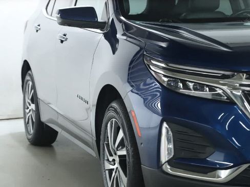 Used 2022 Chevrolet Equinox Premier AWD/4WD image 7