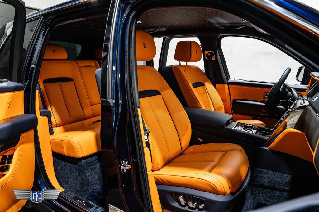 Used 2023 Rolls-Royce Cullinan w/ Cullinan Package AWD/4WD image 30
