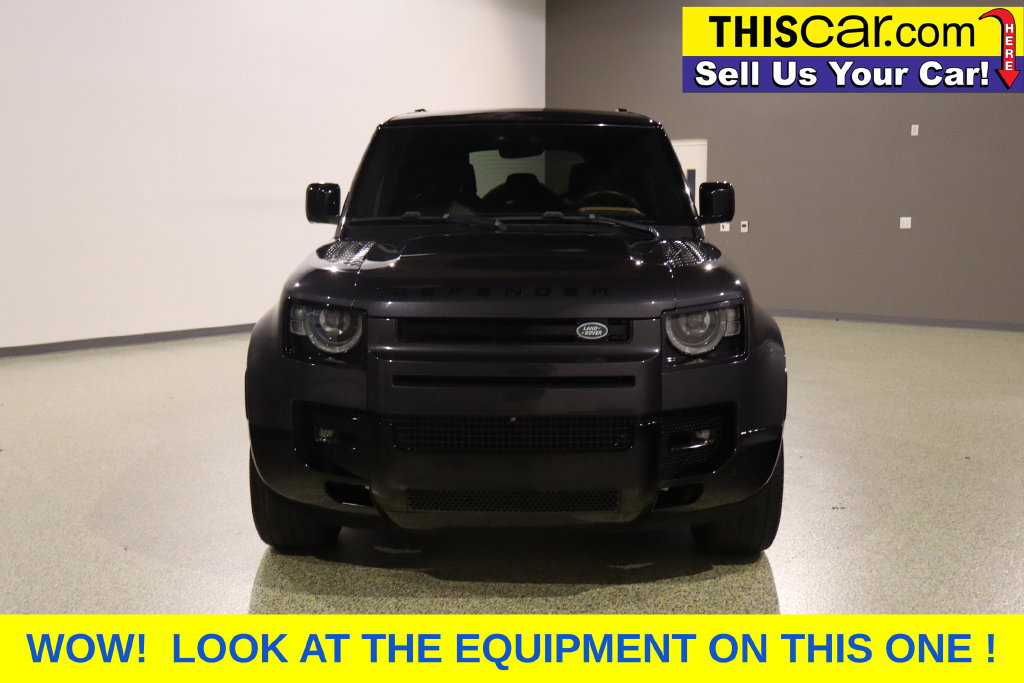 Used 2024 Land Rover Defender 110 X-Dynamic SE AWD/4WD image 2