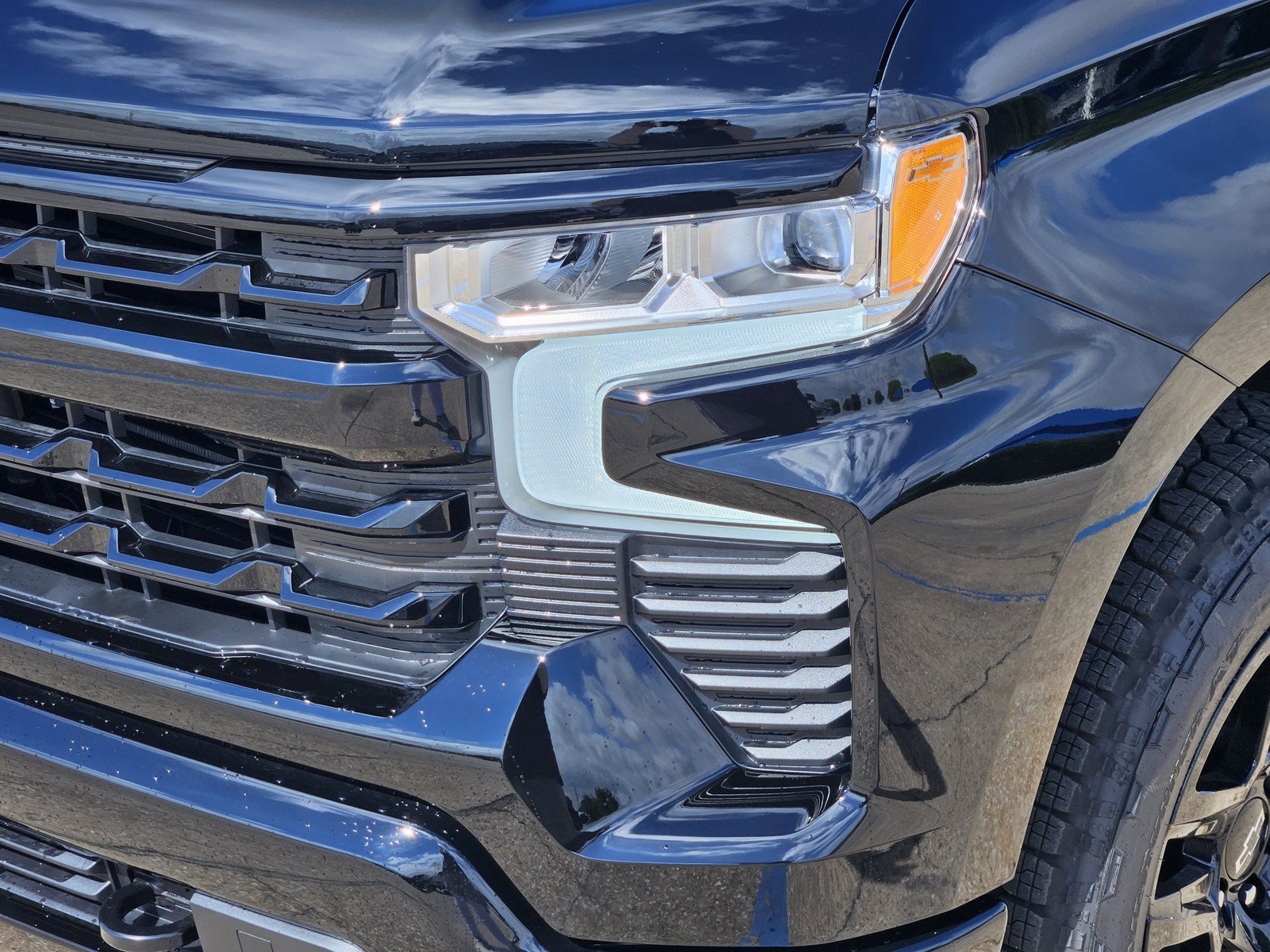 New 2026 Chevrolet Silverado 1500 RST w/ RST Select Package RWD image 5