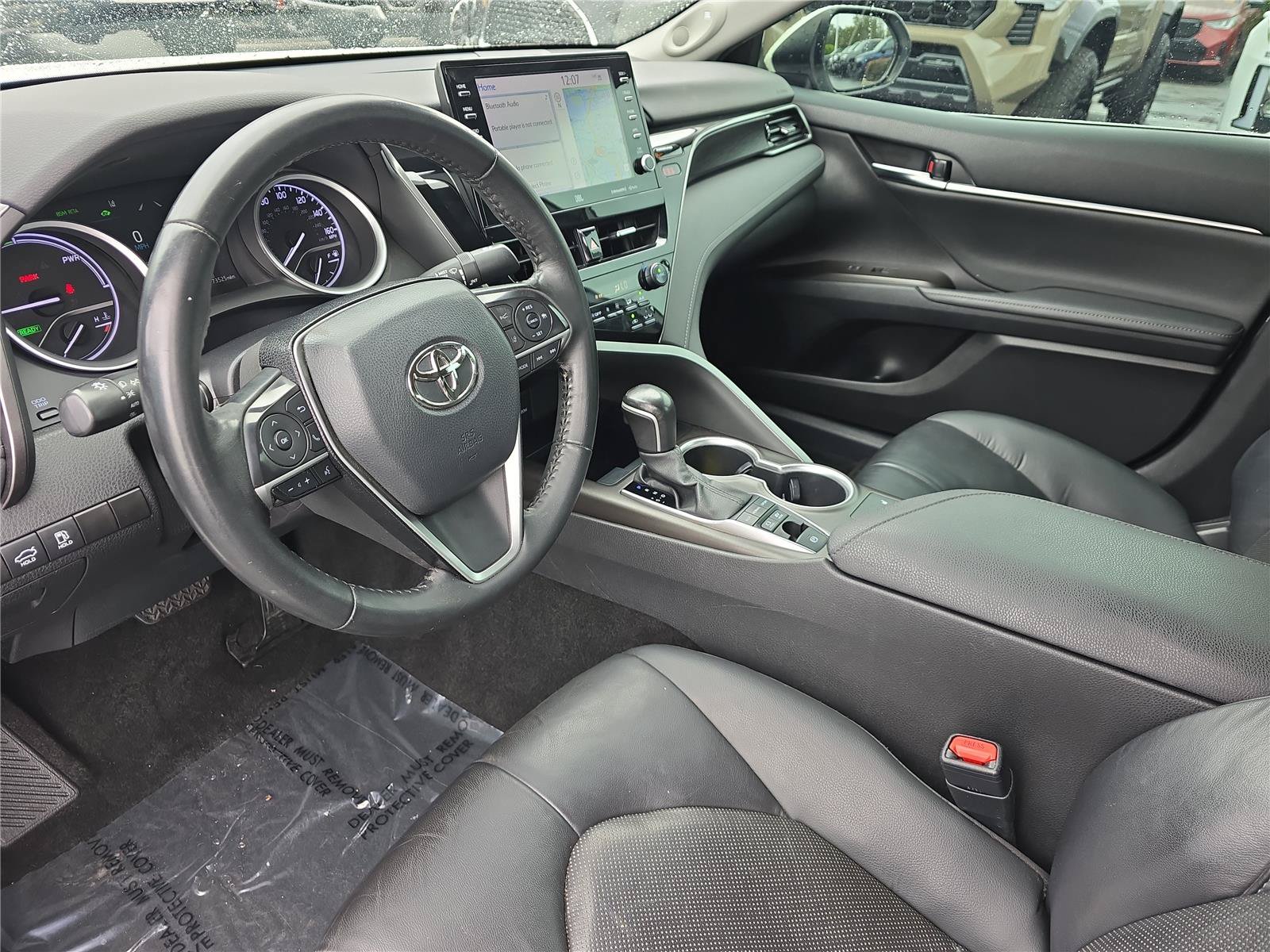 Used 2022 Toyota Camry XLE w/ Navigation Upgrade Package FWD image 16