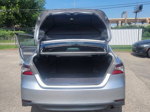 Used 2023 Toyota Camry LE FWD image 21