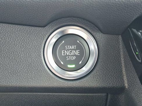New 2027 Chevrolet Traverse LT w/ Midnight/Sport Edition FWD image 28