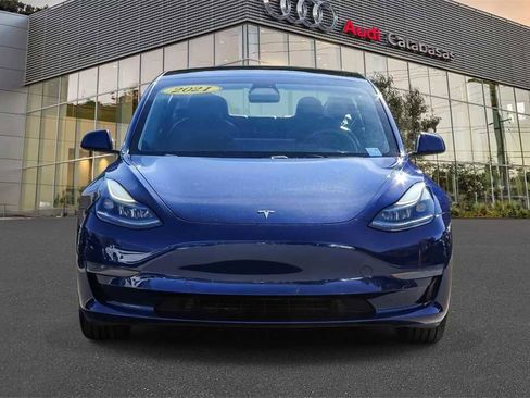 Used 2021 Tesla Model 3 Standard Range Plus image 6