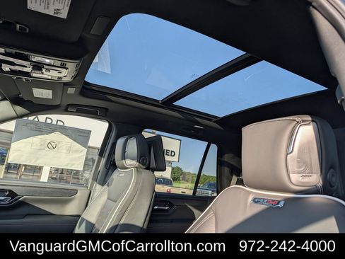 New 2026 GMC Yukon AT4 Ultimate w/ LPO, Floor Liner Package AWD/4WD image 26