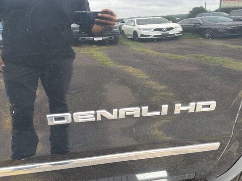 Used 2019 GMC Sierra 2500 Denali AWD/4WD image 36