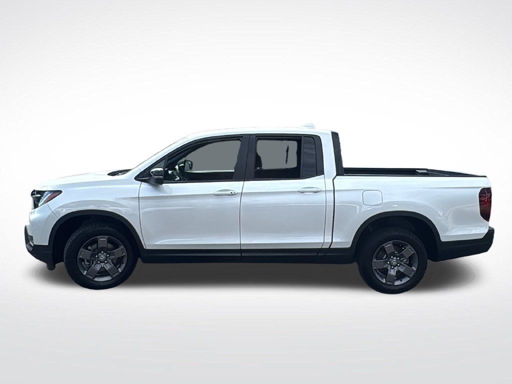 Used 2024 Honda Ridgeline TrailSport image 4