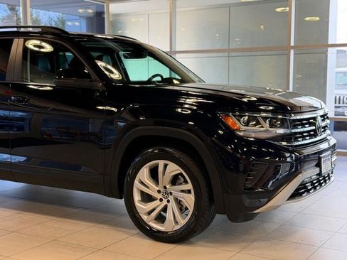 Used 2023 Volkswagen Atlas SE w/ Panoramic Sunroof Package AWD/4WD image 5