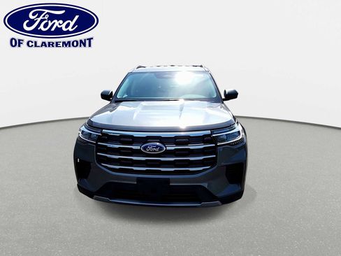 New 2026 Ford Explorer Active AWD/4WD image 3