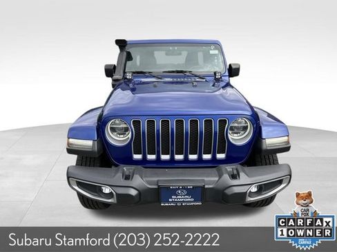 Used 2019 Jeep Wrangler Unlimited Sahara AWD/4WD image 2