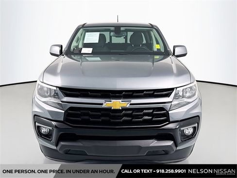 Used 2021 Chevrolet Colorado LT w/ LT Convenience Package image 2