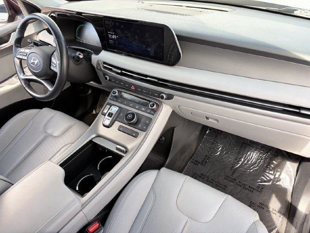 Used 2024 Hyundai Palisade SEL FWD image 13