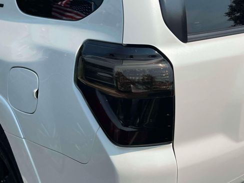 Used 2019 Toyota 4Runner Limited AWD/4WD image 5