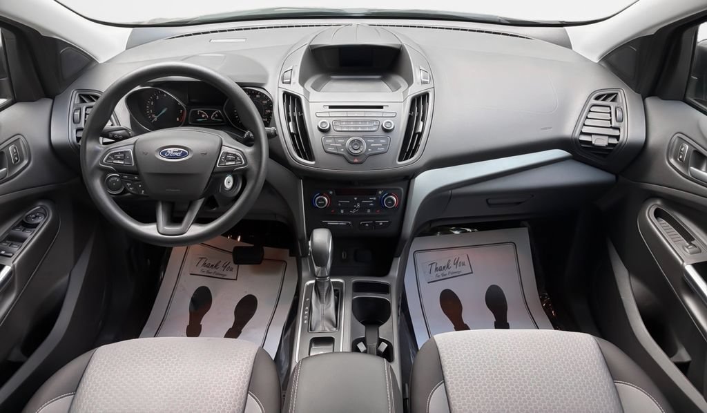 Used 2018 Ford Escape SE w/ Ford Safe & Smart Package AWD/4WD image 16