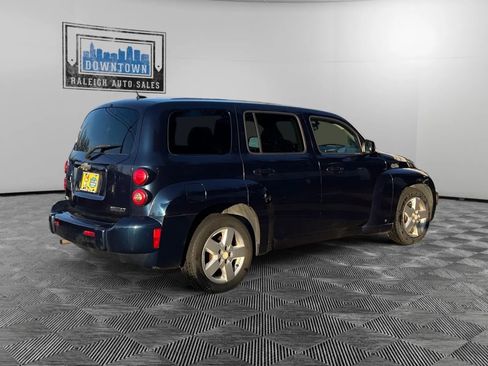 Used 2010 Chevrolet HHR LT image 6