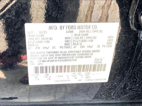 Used 2025 Ford Explorer ST-Line image 36