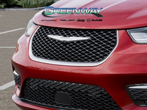 New 2026 Chrysler Pacifica Pinnacle FWD image 11