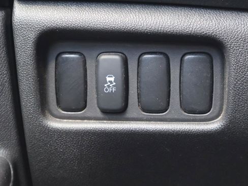 Used 2015 Mitsubishi Outlander Sport ES image 38