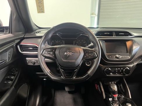 Used 2023 Chevrolet TrailBlazer RS image 21