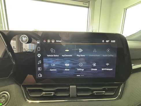 Used 2025 Chevrolet Equinox RS w/ Safety and Technology Package AWD/4WD image 15