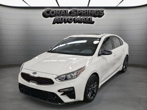 Used 2020 Kia Forte GT-Line w/ GT-Line Premium Package image 3