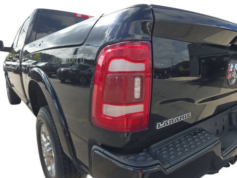 Used 2020 RAM 2500 Laramie AWD/4WD image 35