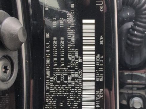 Used 2022 Toyota Corolla Cross XLE image 46