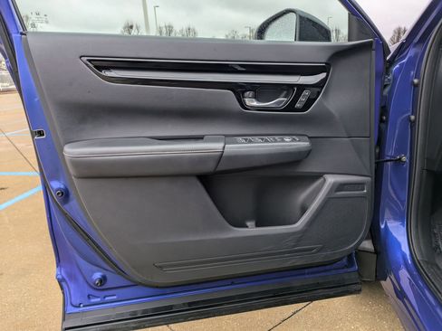 Certified 2023 Honda CR-V Sport Touring image 11