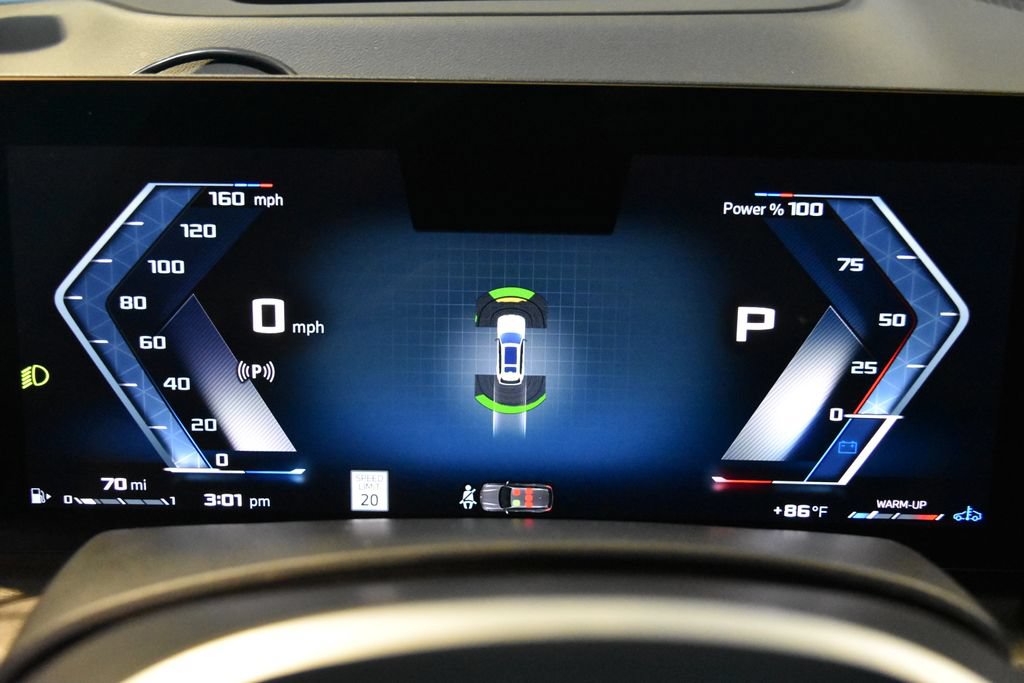 Used 2025 BMW X7 M60i AWD/4WD image 19