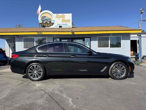 Used 2018 BMW 530i w/ Premium Package image 4