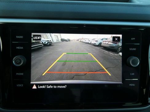 Used 2022 Volkswagen Atlas SE image 5