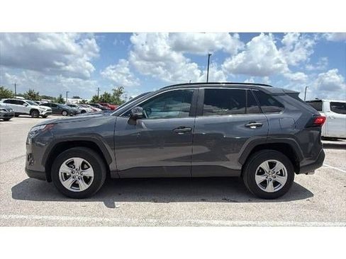 Used 2025 Toyota RAV4 XLE FWD image 9