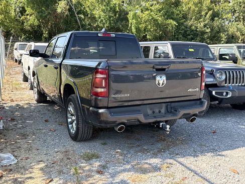 Used 2022 RAM 1500 Laramie AWD/4WD image 5