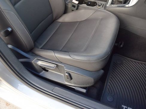 Used 2015 Volkswagen Golf TDI S FWD image 54