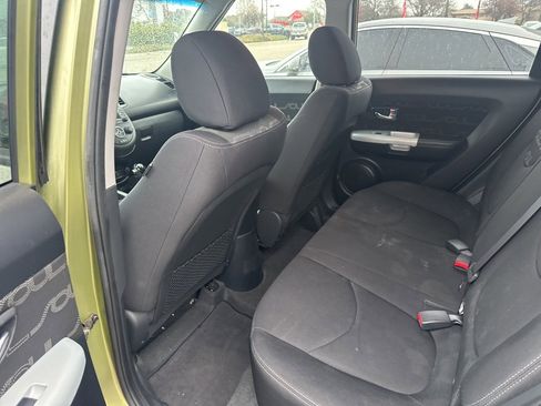 Used 2012 Kia Soul + w/ Audio Pkg image 7