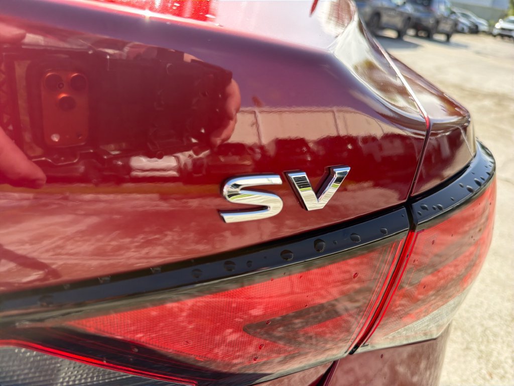 Used 2023 Nissan Sentra SV w/ All-Weather Package FWD image 11