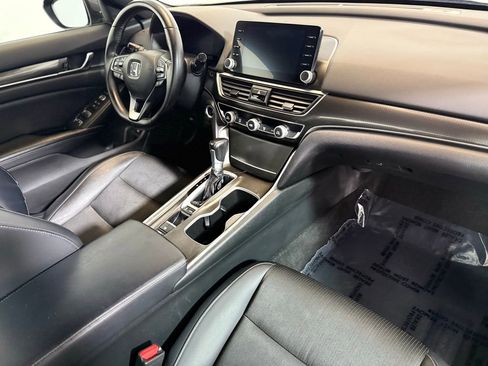 Used 2018 Honda Accord Sport image 23