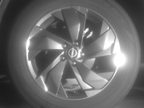 Used 2025 Nissan Rogue SV AWD/4WD image 14