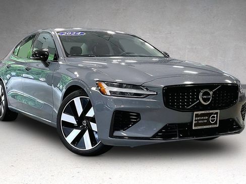 Used 2024 Volvo S60 T8 Plus w/ Climate Package AWD/4WD image 3