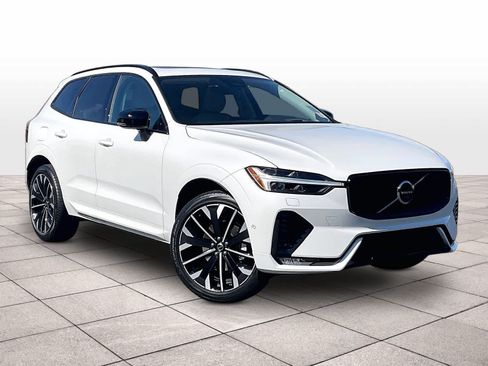 Used 2026 Volvo XC60 B5 Ultra w/ Climate Package AWD/4WD image 2