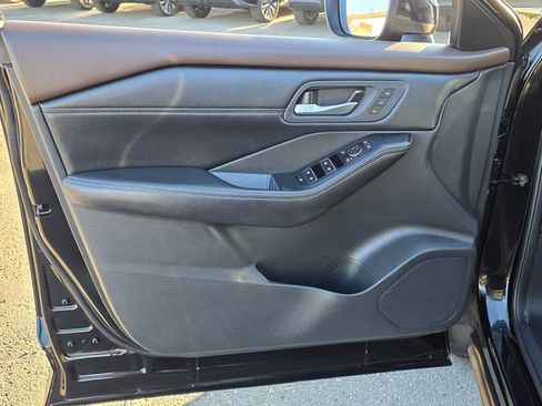 Used 2023 Nissan Rogue SL w/ SL Premium Package FWD image 24