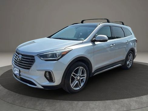 Used 2017 Hyundai Santa Fe Limited image 16