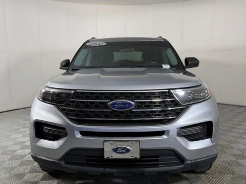 Used 2022 Ford Explorer XLT RWD image 11