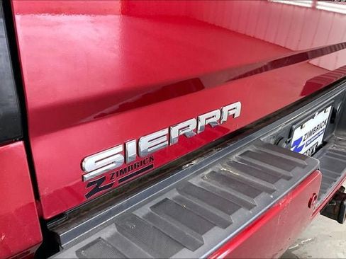 Used 2018 GMC Sierra 1500 Denali w/ Denali Ultimate Package AWD/4WD image 9