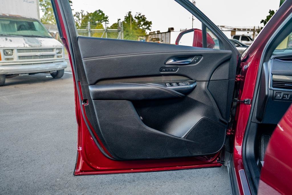 Used 2019 Cadillac XT4 Sport FWD image 12