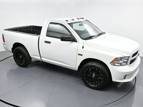 Used 2015 RAM 1500 Express AWD/4WD image 27